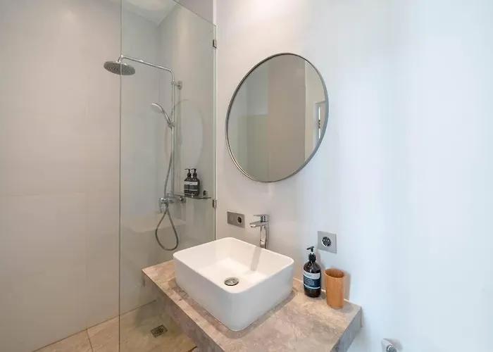 Sea Breeze Retreat Modern 3br In * Canggu (Bali)
