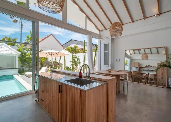 Sea Breeze Retreat Modern 3br In Villa *